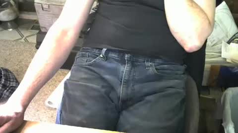 Snapshot of chefy999 chatting on 03/02/25, 07:34 chefy online show from 03/02/25, 07:34