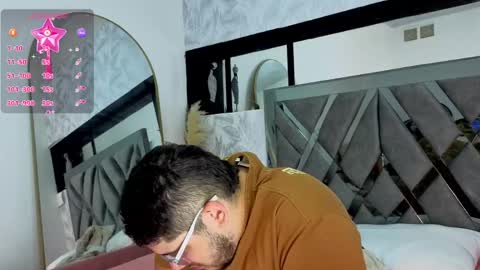   online show from 04/19/26, 02:55