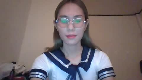 chelly4u69 online show from 03/11/25, 12:54