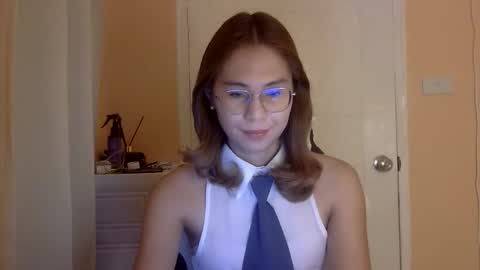 chelly4u69 online show from 12/16/25, 04:28