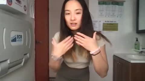 chellybear101 online show from 01/19/25, 05:28