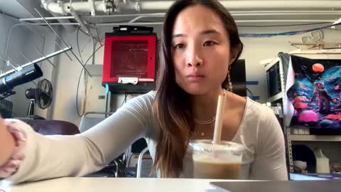 chellybear101 online show from 01/27/25, 11:33