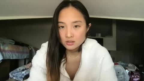 chellybear101 online show from 03/11/25, 07:47