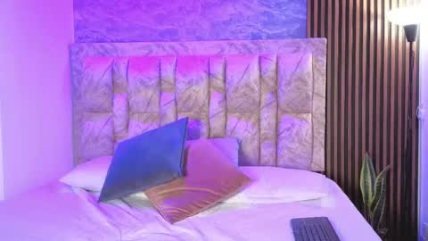chelsea_dalea online show from 05/18/26, 08:03