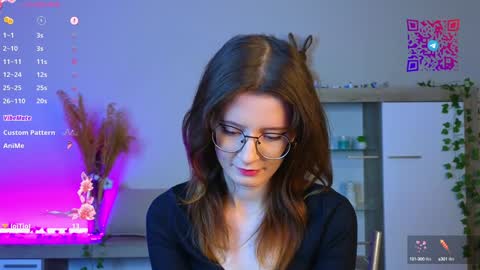 Snapshot of chelseacerys chatting on 12/06/24, 03:22 Mona online show from 12/06/24, 03:22