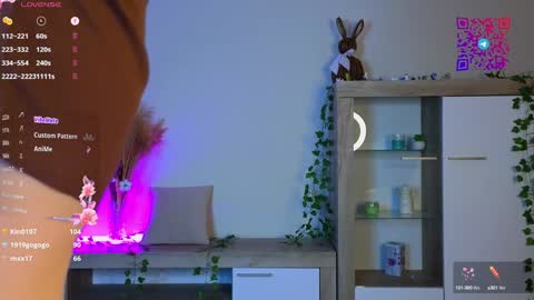 Snapshot of chelseacerys chatting on 12/10/24, 09:33 Mona online show from 12/10/24, 09:33