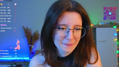 Snapshot of chelseacerys chatting on 01/31/25, 06:25 Mona online show from 01/31/25, 06:25