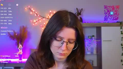 Snapshot of chelseacerys chatting on 03/04/25, 09:43 Mona online show from 03/04/25, 09:43