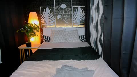 Snapshot of chelseariches chatting on 01/07/25, 10:08 Hello ur lovely Chelsea online show from 01/07/25, 10:08