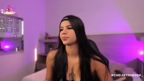chelsey_hudson online show from 11/26/25, 12:06