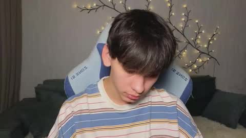 LUCASRYANPVT IS OPEN online show from 02/19/26, 02:02