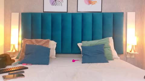   online show from 02/25/25, 09:02