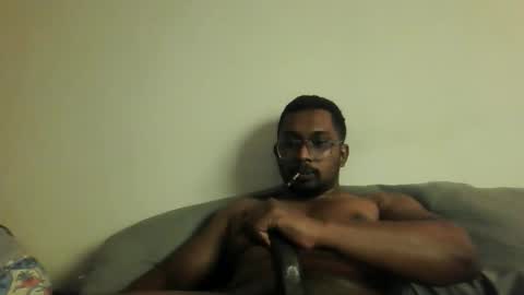 Snapshot of chennaibull1011 chatting on 05/25/26, 09:37 chennaibull1011 online show from 05/25/26, 09:37