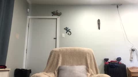 chenovich online show from 04/08/26, 01:44