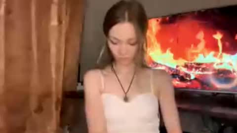 Elizabeth  you can call me Elly online show from 01/12/26, 09:20