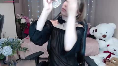 Adriana online show from 10/13/25, 06:24