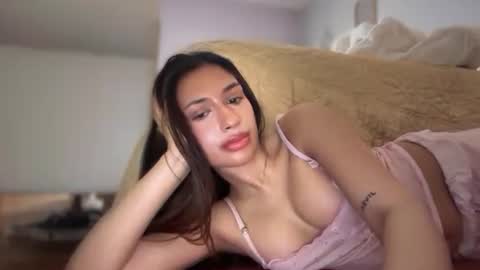 cherliecarmen online show from 10/16/25, 02:23