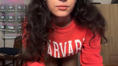 Snapshot of cherriclaybaugh chatting on 11/13/25, 04:39 Eva online show from 11/13/25, 04:39