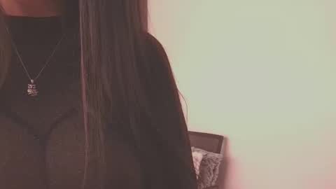 Snapshot of cherry202 chatting on 11/12/25, 01:44 TATIS online show from 11/12/25, 01:44