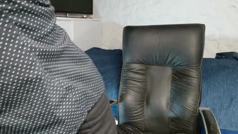 thanks guys see you tomorrow online show from 02/06/25, 03:31