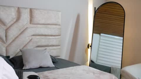 cherry_bunnyx online show from 06/04/26, 04:40
