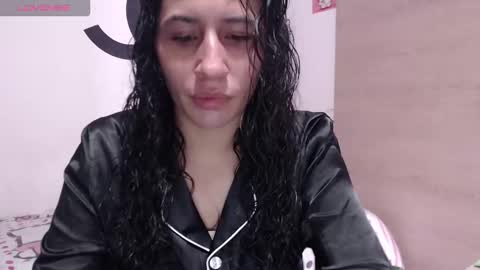 Nezumy Rey  online show from 10/19/25, 07:47