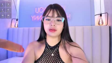 C H E R R Y  online show from 02/07/26, 10:30