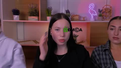 cherry nya online show from 11/04/25, 12:48