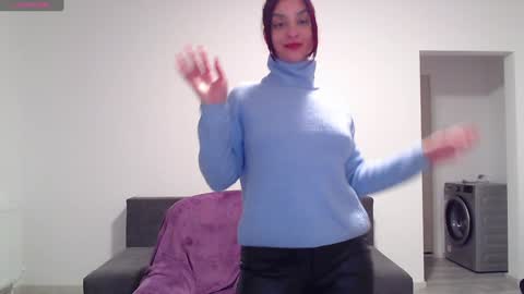 Snapshot of cherry_pie95 chatting on 12/06/24, 01:07 Sherry online show from 12/06/24, 01:07