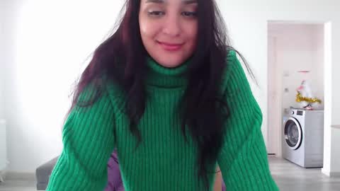 Snapshot of cherry_pie95 chatting on 02/15/25, 10:11 Sherry online show from 02/15/25, 10:11
