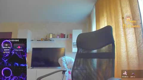 mayra online show from 10/26/25, 08:20