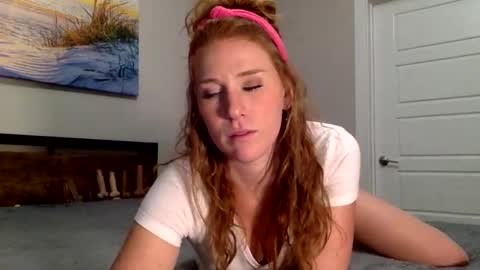 Snapshot of cherry_sinn chatting on 06/02/26, 10:50 cherry sin online show from 06/02/26, 10:50