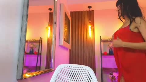 Snapshot of cherry_vixen_ chatting on 04/23/26, 06:43 Sery online show from 04/23/26, 06:43