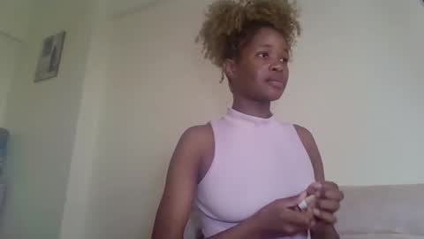 Snapshot of cherryblossom2002 chatting on 03/13/26, 10:44 Cherryblossom2002 online show from 03/13/26, 10:44