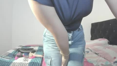 cherryblossom_23 online show from 05/07/26, 01:00