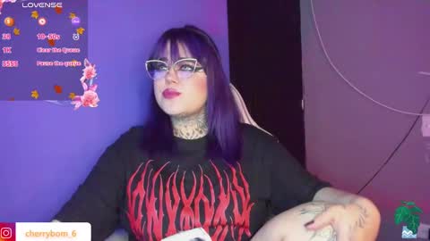  dayis independent model  online show from 12/29/24, 08:00