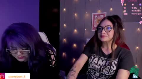  dayis independent model  online show from 02/05/25, 05:09