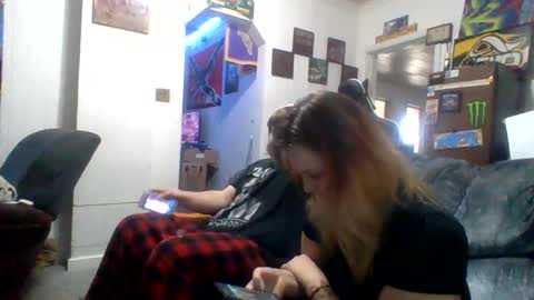 Snapshot of cherrybomb454 chatting on 11/07/25, 04:40 cherrybomb454 online show from 11/07/25, 04:40