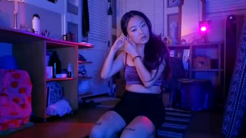 Snapshot of cherrycam777 chatting on 10/02/25, 02:40 Miss Cherry online show from 10/02/25, 02:40