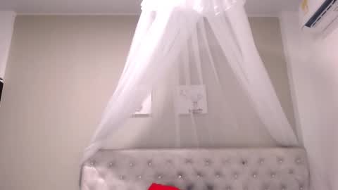 Anna online show from 01/25/25, 10:18