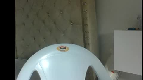 cherry online show from 11/28/25, 11:13