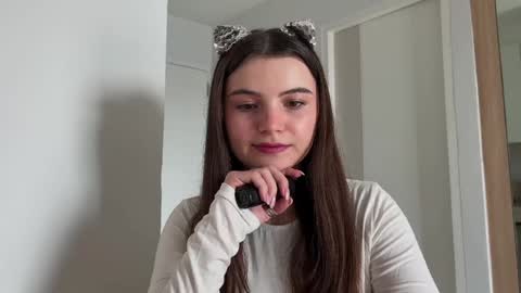 Snapshot of cherryelin chatting on 12/27/24, 04:36 Lina online show from 12/27/24, 04:36