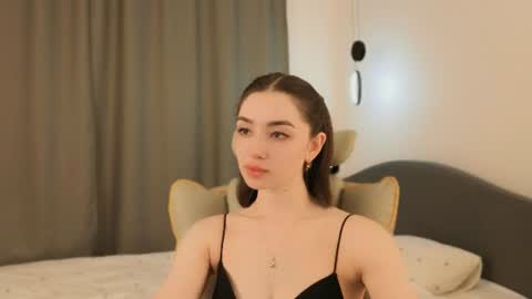 Snapshot of cherrylatte_ chatting on 06/22/26, 07:22 Kate3 online show from 06/22/26, 07:22