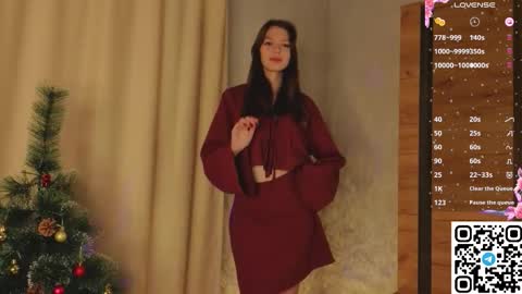 Loise online show from 12/15/25, 05:06