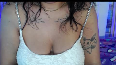 Snapshot of cheryl_hs chatting on 01/08/25, 08:27 Cheryl online show from 01/08/25, 08:27