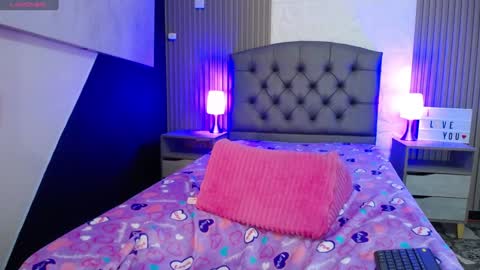 Snapshot of cheryl_hs chatting on 01/29/25, 04:47 Cheryl online show from 01/29/25, 04:47