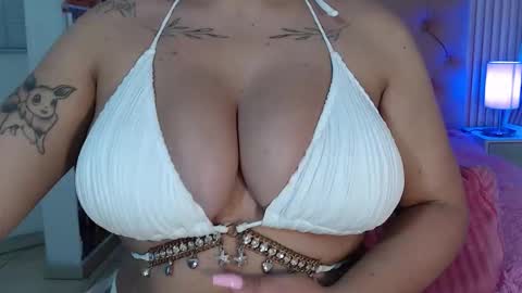 Snapshot of cheryl_hs chatting on 01/13/26, 04:18 Cheryl online show from 01/13/26, 04:18