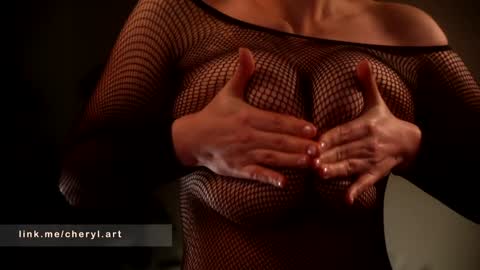 Snapshot of cheryl_pride chatting on 11/21/25, 01:04 cheryl_pride online show from 11/21/25, 01:04