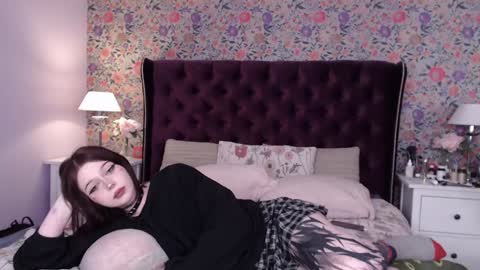 amelia online show from 01/08/25, 05:48