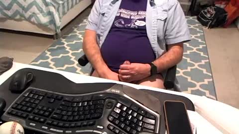 chesbayboy online show from 12/03/25, 06:10